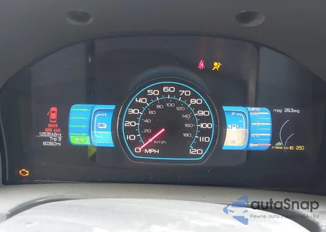 2012 Ford Fusion Hybrid from USA, damaged, VIN 3FADP0L32CR325715